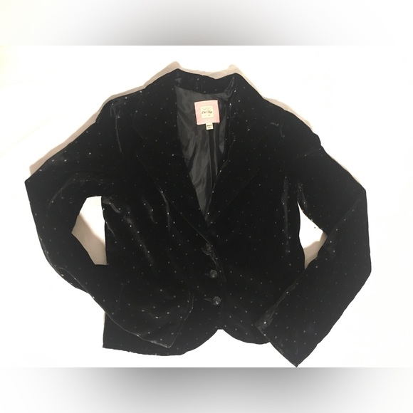 Woman’s black velvety blazer very soft - Picture 2 of 9